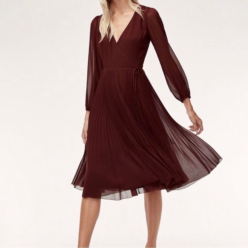 Aritzia Wilfred NWOT Burgundy Beaune Long Sleeve V Neck Pleated Wrap Dress (2XS)